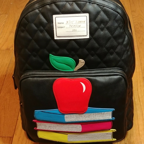 apple backpack